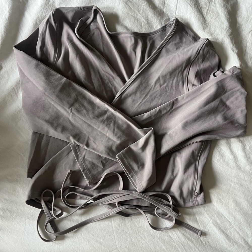 Lululemon Nulu Long-Sleeve Cropped Wrap